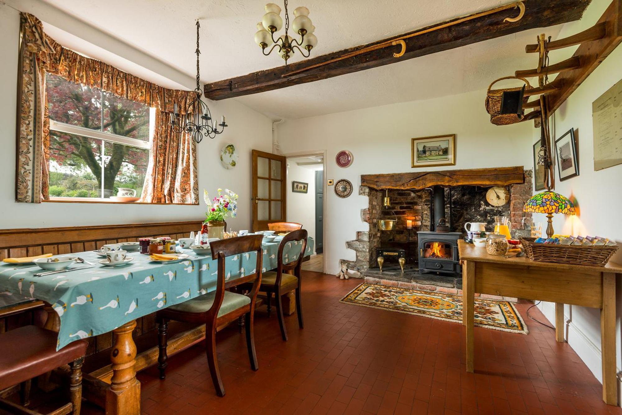 Kidwelly Farmhouse B&B Exterior photo